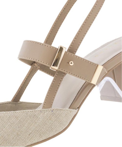 RANDA（ランダ）の「ゴールドパーツバックストラップパンプス（パンプス・レディース・ベージュ/アイボリー/パープル/ブラック/グレイッシュベージュ/ピンク/クリーム・L/LL/S/M）」の18枚目の写真