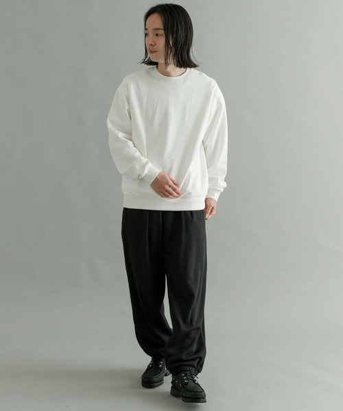 URBAN RESEARCH（アーバンリサーチ）の「ナイロン裏毛クルーネックスウェット（スウェット・メンズ・グリーン系その他/オフホワイト/ブラック/チャコールグレー・LARGE/MEDIUM/SMALL）」の8枚目の写真