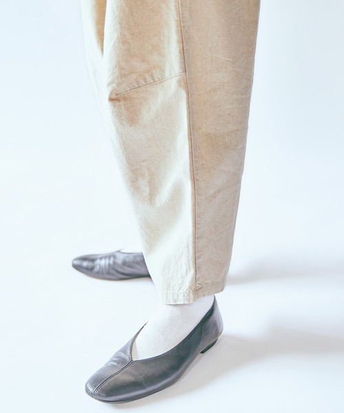 SETTO（セット）の「DOKONO PANTS：ワイドタックパンツ（その他パンツ・レディース・キナリ/ブラック・XS/S/M）」の13枚目の写真