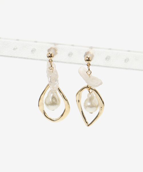 MAJESTIC LEGON(マジェスティックレゴン)の「ニュアンスパールピアス(ピアス(両耳用)・レディース・A/B/C・FREE)」の4枚目の写真