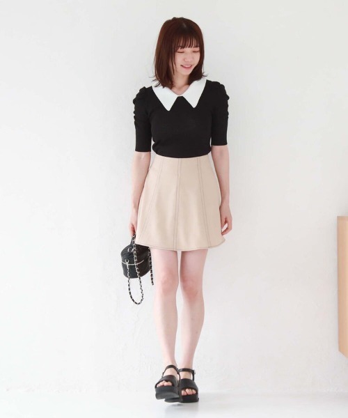 archives（アルシーヴ）の「配色ステッチフレアミニスカート（スカート・レディース・グレー/ブラック/ベージュ・MEDIUM）」の6枚目の写真