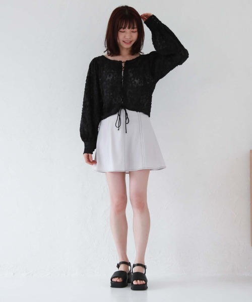 archives（アルシーヴ）の「配色ステッチフレアミニスカート（スカート・レディース・グレー/ブラック/ベージュ・MEDIUM）」の12枚目の写真