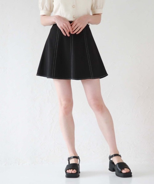 archives（アルシーヴ）の「配色ステッチフレアミニスカート（スカート・レディース・グレー/ブラック/ベージュ・MEDIUM）」の14枚目の写真