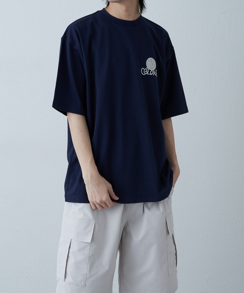 COLONY 2139(コロニートゥーワンスリーナイン)の「ロゴ刺繍MIXプリント半袖T(Tシャツ/カットソー・メンズ・ネイビー/ホワイト/ブラック・MEDIUM/LARGE)」の3枚目の写真