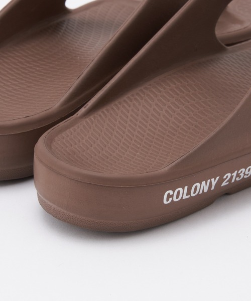 COLONY 2139（コロニートゥーワンスリーナイン）の「コンフォートトングサンダル（サンダル・レディース・ブラック/ベージュ/ブラウン・LARGE/MEDIUM）」の18枚目の写真