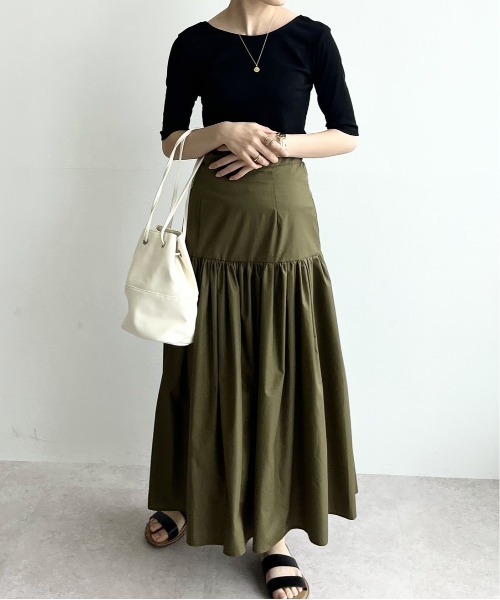 ECRIRE(エクリール)の「切り替えギャザースカート(スカート・レディース・ブラック/ベージュ/カーキ・MEDIUM)」の8枚目の写真