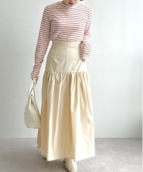 ECRIRE(エクリール)の「切り替えギャザースカート(スカート・レディース・ブラック/ベージュ/カーキ・MEDIUM)」の15枚目の写真