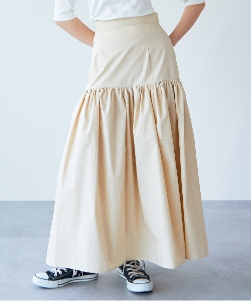 ECRIRE(エクリール)の「切り替えギャザースカート(スカート・レディース・ブラック/ベージュ/カーキ・MEDIUM)」の10枚目の写真