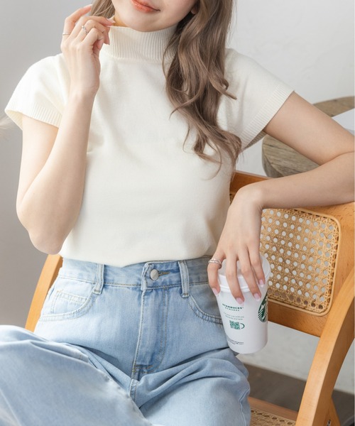 COCOMOMO(ココモモ)の「★今なら490円!★スタンドネック ニット(Tシャツ/カットソー・レディース・ベージュ/グリーン/ブラウン/ライトグリーン/パープル/グレー/ブラック/ホワイト・FREE)」の9枚目の写真