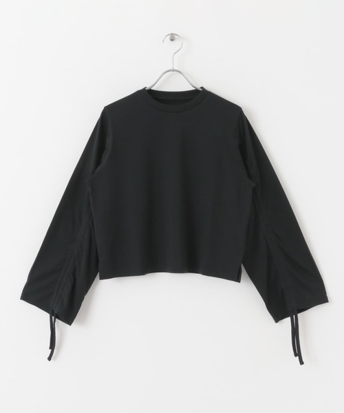 HEYUMM（ヘユム）の「ギャザースリーブクロップドTシャツ（Tシャツ/カットソー・レディース・モカ/ブラック/オフホワイト・ONE）」の4枚目の写真