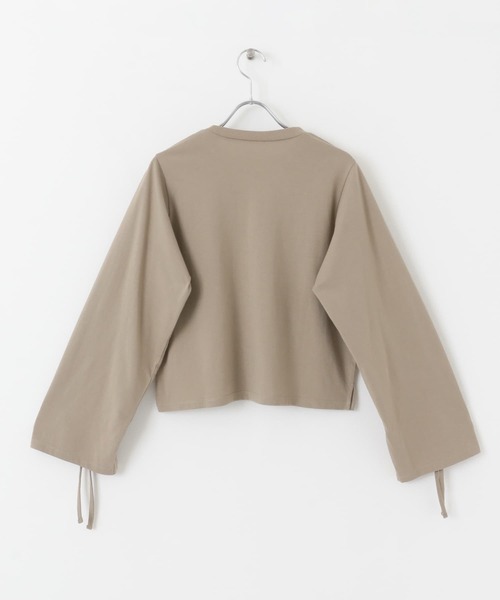 HEYUMM（ヘユム）の「ギャザースリーブクロップドTシャツ（Tシャツ/カットソー・レディース・モカ/ブラック/オフホワイト・ONE）」の6枚目の写真