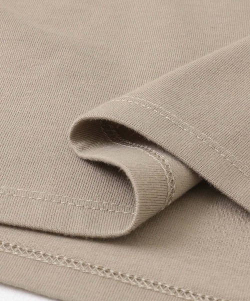 HEYUMM（ヘユム）の「ギャザースリーブクロップドTシャツ（Tシャツ/カットソー・レディース・モカ/ブラック/オフホワイト・ONE）」の7枚目の写真