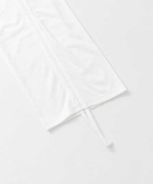 HEYUMM（ヘユム）の「ギャザースリーブクロップドTシャツ（Tシャツ/カットソー・レディース・モカ/ブラック/オフホワイト・ONE）」の8枚目の写真