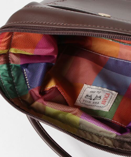 AVOCA(アヴォカ)の「AVOCA 合皮ミニショルダー / アヴォカ ゴウヒミニショルダー(ショルダーバッグ・レディース・ブラウン/ホワイト/ブラック・ONE SIZE)」の7枚目の写真