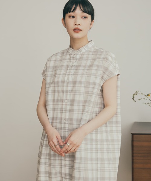 FORK&SPOON（フォークアンドスプーン）の「FORK&SPOON　バンドカラーフレンチスリーブシャツワンピース（ワンピース・レディース・ネイビー/グレー系その他/ブラウン系その他・1）」の7枚目の写真