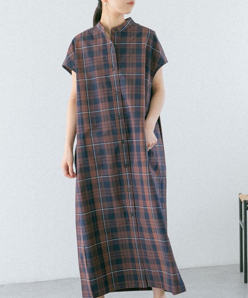 FORK&SPOON（フォークアンドスプーン）の「FORK&SPOON　バンドカラーフレンチスリーブシャツワンピース（ワンピース・レディース・ネイビー/グレー系その他/ブラウン系その他・1）」の17枚目の写真