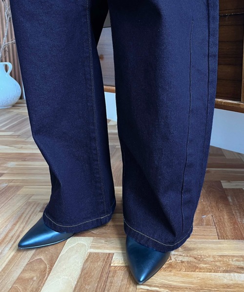 moment+(モーメントプラス)の「【累計販売枚数1万枚突破!】ヘビーツイル&デニムカーブラインパンツ(デニムパンツ・レディース・サックスブルー/ブルー/インディゴブルー/アイボリー/ブラック・S/M/L)」の6枚目の写真