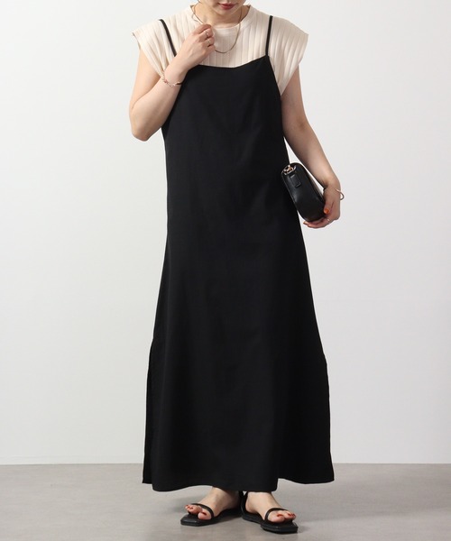 &soiree(アンドソワレ)の「&soiree スリットキャミワンピース(ワンピース・レディース・ブラック/カーキ・F)」の8枚目の写真