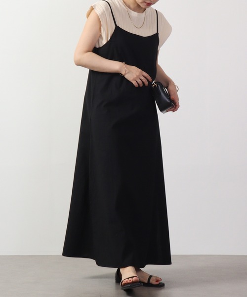 &soiree(アンドソワレ)の「&soiree スリットキャミワンピース(ワンピース・レディース・ブラック/カーキ・F)」の10枚目の写真