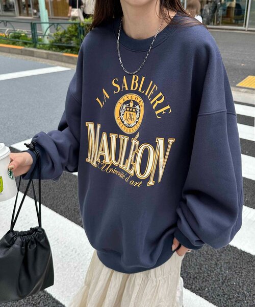 DISCOAT（ディスコート）の「【WEB限定】MAULEONカレッジロゴスウェット（Tシャツ/カットソー・レディース・オフホワイト/ライトベージュ/ネイビー・FREE）」の13枚目の写真