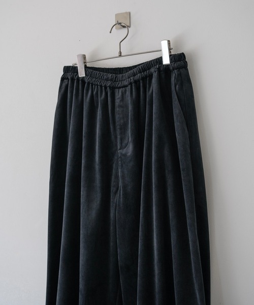 Utusiyo(ウツシヨ)の「velour balloon pants 庇陰(その他パンツ・メンズ・ベージュ/ブラック・FREE)」の16枚目の写真