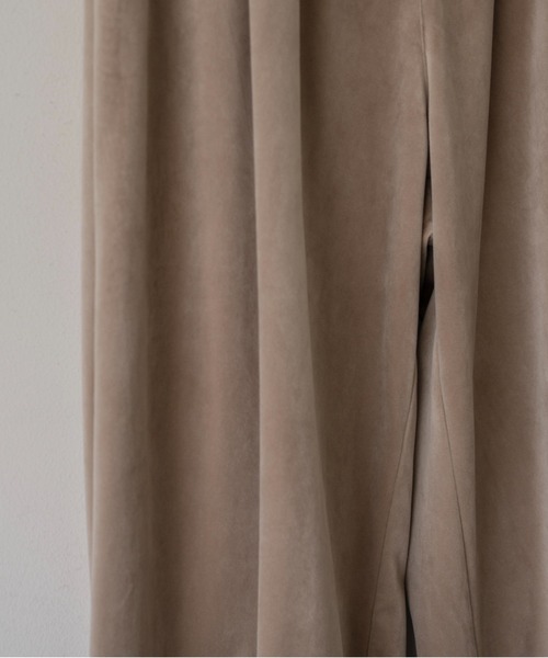 Utusiyo(ウツシヨ)の「velour balloon pants 庇陰(その他パンツ・メンズ・ベージュ/ブラック・FREE)」の11枚目の写真