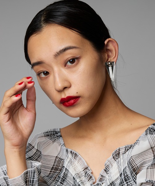 Narcissus(ナルシス)の「【blueta1】エルシー(ピアス(両耳用)・レディース・シルバー・ONE SIZE)」の2枚目の写真
