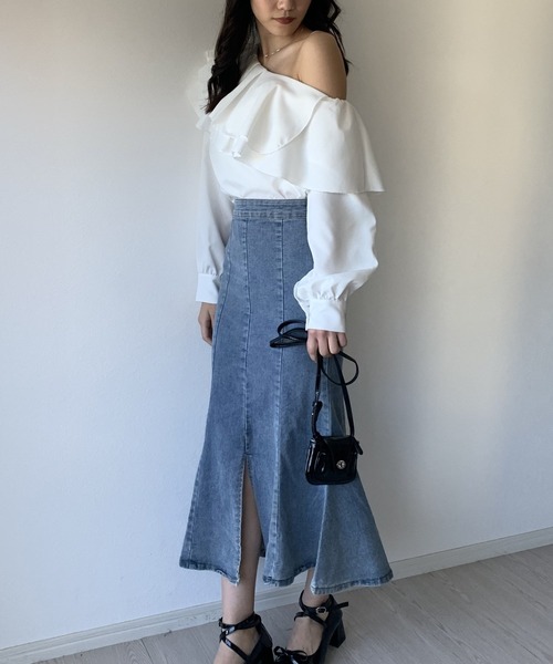 Silly（シリー）の「【韓国コーデに！】デニムマーメイドスカート（デニムスカート・レディース・ブルー/ブラック・SMALL/MEDIUM/LARGE）」の9枚目の写真