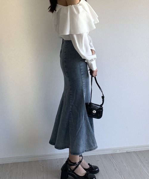 Silly（シリー）の「【韓国コーデに！】デニムマーメイドスカート（デニムスカート・レディース・ブルー/ブラック・SMALL/MEDIUM/LARGE）」の13枚目の写真