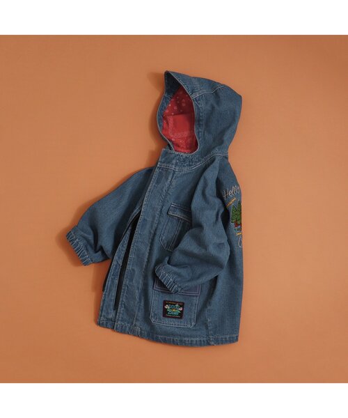 BREEZE（ブリーズ）の「【合体シリーズ】デニム刺繍マウンテンパーカー（マウンテンパーカー・キッズ・インディゴブルー・90/120/110/150/130/100/140）」の8枚目の写真