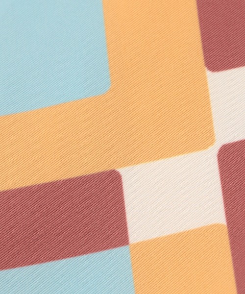 Petit Honfleur（プチオンフルール）の「ワンタッチスカーフ（ストール/ショール・レディース・チャコールグレー/オレンジ/イエロー・フリー）」の8枚目の写真