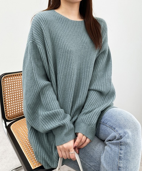 alotta(アロッタ)の「もっちりゆるニットトップス(ニット/セーター・レディース・ピンク/アイボリー/ブラック/杢グレー/ブルーパープル/モカ/グレイッシュベージュ/グレイッシュブルー・L/3L/M/LL)」の6枚目の写真