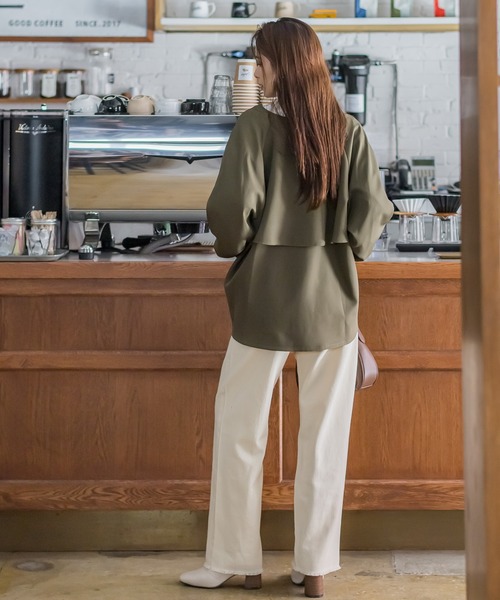 VICKY(ビッキー)の「【最旬トレンド!デニムアイテム】センター切替ストレートハイウエストデニムパンツ《洗濯機で洗える》(デニムパンツ・レディース・ホワイト系その他/ダークネイビー/ブラック系その他・S/M)」の13枚目の写真