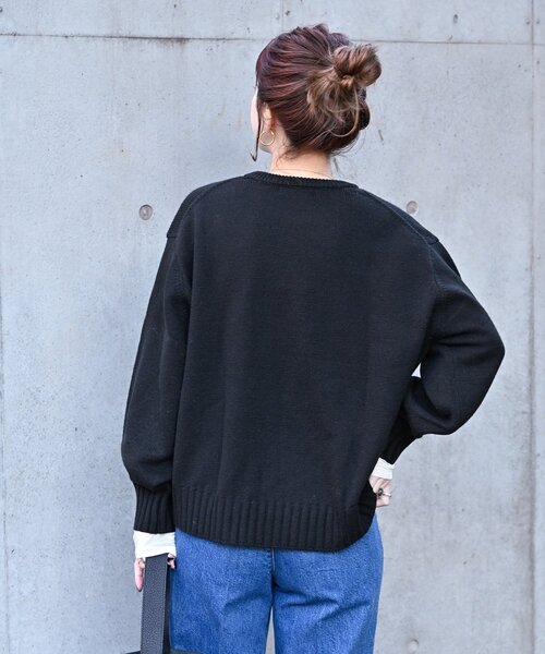 B.C STOCK(ベーセーストック)の「ロゴインターシャプルオーバー(ニット/セーター・レディース・グリーン/チャコールグレー/ブラック・FREE)」の10枚目の写真