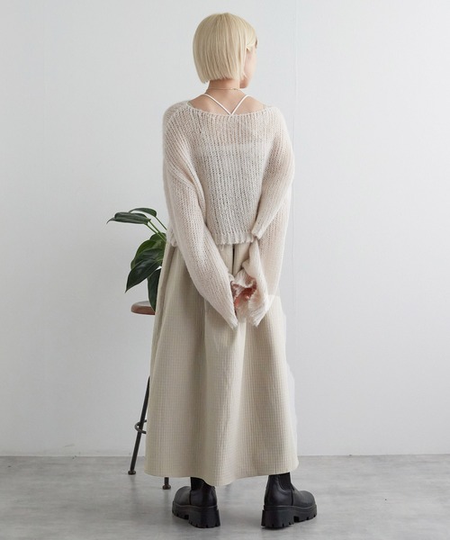 w closet(ダブルクローゼット)の「バックリボンギャザーキャミワンピース(ワンピース・レディース・ブラック/ブラウン/ベージュ・FREE)」の12枚目の写真