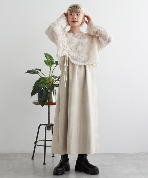 w closet(ダブルクローゼット)の「バックリボンギャザーキャミワンピース(ワンピース・レディース・ブラック/ブラウン/ベージュ・FREE)」の13枚目の写真