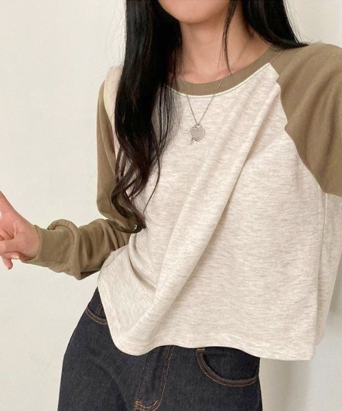 SHEENA(シーナ)の「配色ラグランクロップド丈シンプルロンT(Tシャツ/カットソー・レディース・グリーン/ブラック/モカ・M)」の7枚目の写真