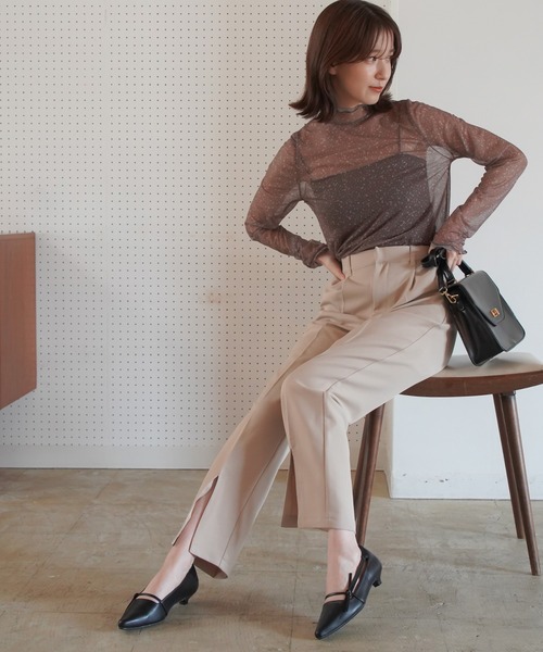 AmiAmi（アミアミ）の「サイドリボンローヒールパンプス/ポインテッドトゥ3センチヒール（パンプス・レディース・シルバー/ブラック/グレイッシュベージュ・L/LL/M/S）」の5枚目の写真