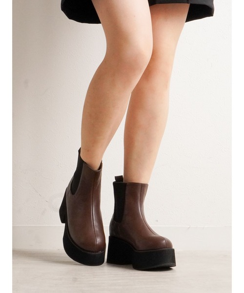 Fabby fabby（ファビィーファビィー）の「厚底サイドゴアブーツ（ブーツ・レディース・ブラック/ブラウン・MEDIUM/LARGE/SMALL）」の10枚目の写真