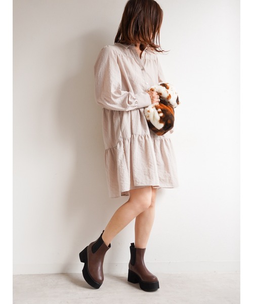 Fabby fabby（ファビィーファビィー）の「厚底サイドゴアブーツ（ブーツ・レディース・ブラック/ブラウン・MEDIUM/LARGE/SMALL）」の15枚目の写真