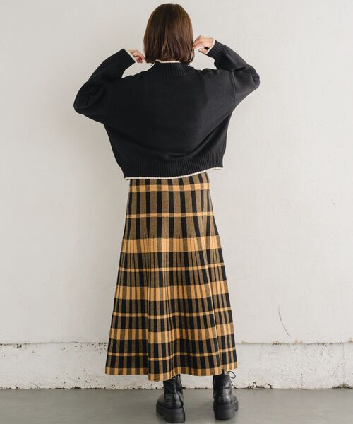 RETRO GIRL（レトロガール）の「バイカラーニットPO（ニット/セーター・レディース・ホワイト/ブルー/オレンジ/ブラック/ホワイト系その他・FREE）」の21枚目の写真