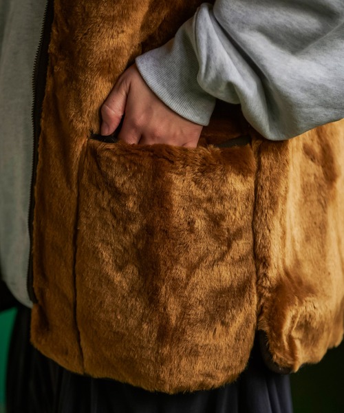 Barbour（バブアー）の「barbour（バブアー）ファーライナー MLI0035BR31（ベスト・レディース・ブラウン・38/40）」の14枚目の写真