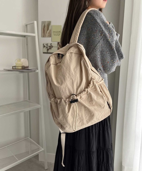 バックパック・リュック OVHEE Mignon Padded Backpack Sand Beige P00000RZ OVHEE] 税込み 韓国人気 Mignon Padded Backpack 3色 (OVHEE