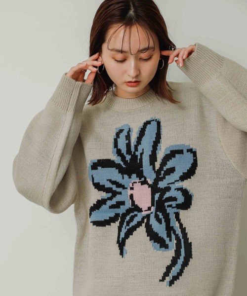 SENSE OF PLACE by URBAN RESEARCH(センスオブプレイスバイアーバンリサーチ)の「『ユニセックス』ポップアートフラワージャガードセーター(ニット/セーター・メンズ・ライトベージュ/グリーン/ブルー/ブラック・MEDIUM/LARGE)」の5枚目の写真