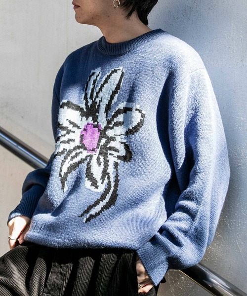 SENSE OF PLACE by URBAN RESEARCH(センスオブプレイスバイアーバンリサーチ)の「『ユニセックス』ポップアートフラワージャガードセーター(ニット/セーター・メンズ・ライトベージュ/グリーン/ブルー/ブラック・MEDIUM/LARGE)」の1枚目の写真