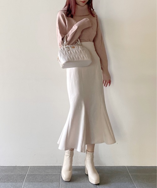 TORTE(トルテ)の「ダイヤ柄ビジューオフタートルニット(ニット/セーター・レディース・パープル/ホワイト/ブラック/ピンク・FREE)」の19枚目の写真