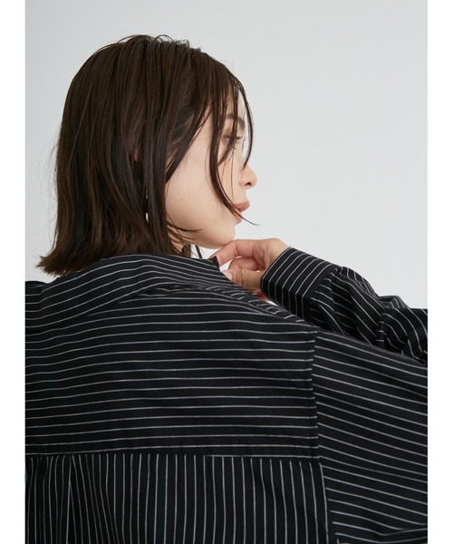 emmi(エミ)の「【emmi atelier】ewcルーズシルエットシャツ(シャツ/ブラウス・レディース・オフホワイト/ピンク/ダークネイビー/SHERBET/ストライプ・FREE)」の15枚目の写真