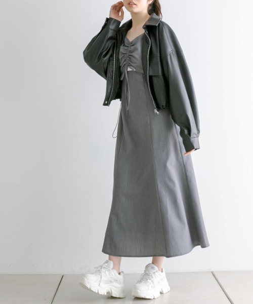 OLIVE des OLIVE(オリーブデオリーブ)の「胸くしゅマーメイドキャミワンピース 1041090050(ワンピース・レディース・チャコールグレー/ブラック/アイボリー/ピンク・FREE)」の3枚目の写真