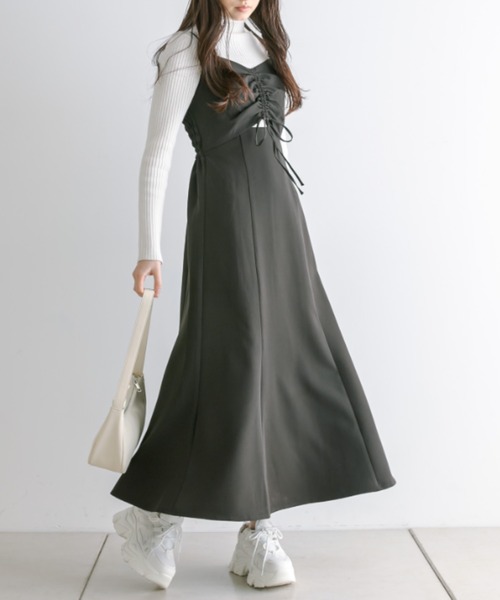 OLIVE des OLIVE(オリーブデオリーブ)の「胸くしゅマーメイドキャミワンピース 1041090050(ワンピース・レディース・チャコールグレー/ブラック/アイボリー/ピンク・FREE)」の1枚目の写真