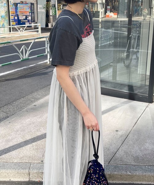 fredy emue(フレディエミュ)の「チュールレイヤードキャミワンピース(ワンピース・レディース・ブラック/アイボリー・38)」の6枚目の写真